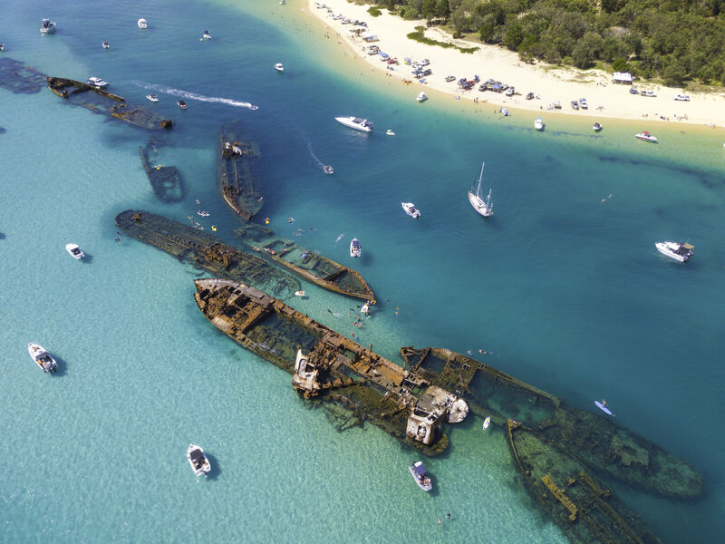 Crystal clear waters for snorkelling, boating or diving off Brisbane at the island of Moreton.
