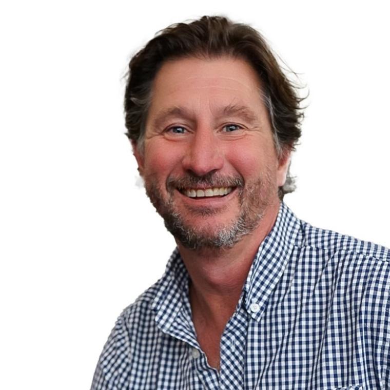 Photo of Damien Coates